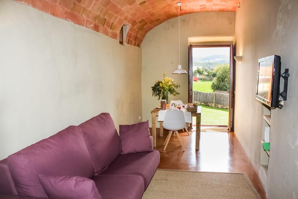 Apartamentos En La Rectoria De Regencós Esterno foto
