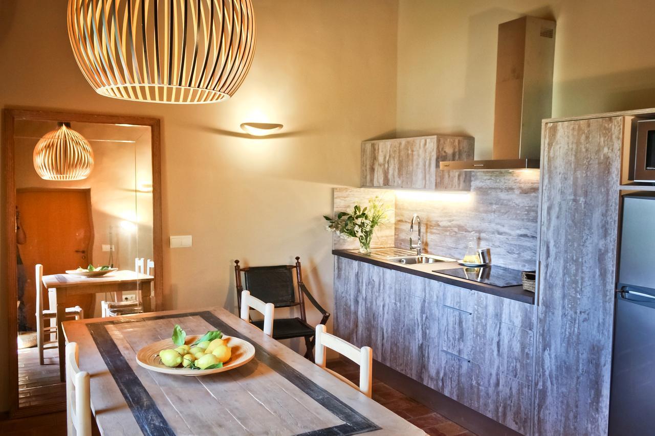 Apartamentos En La Rectoria De Regencós Esterno foto