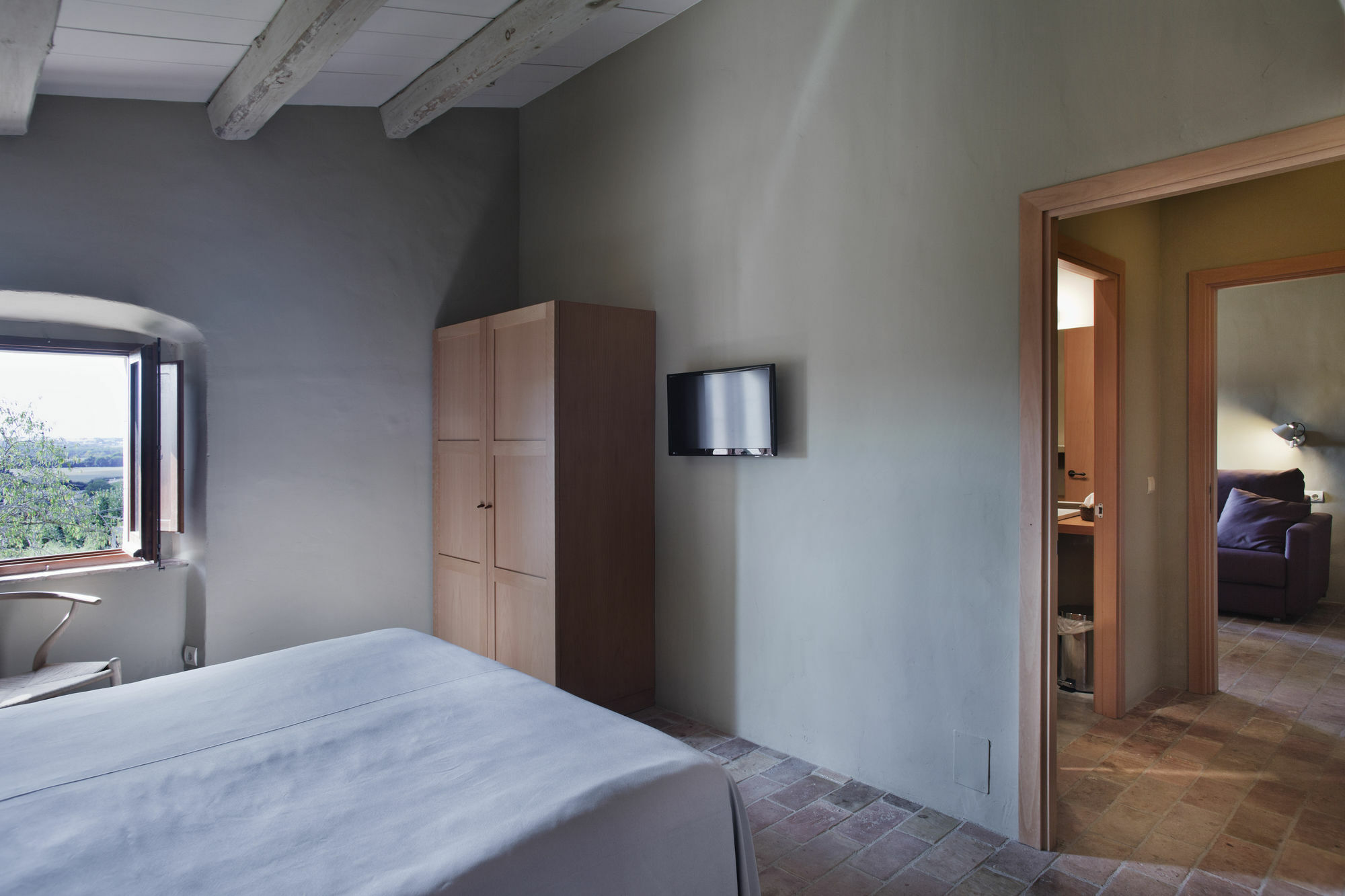 Apartamentos En La Rectoria De Regencós Esterno foto